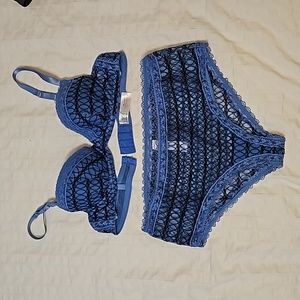 Bra and panty set